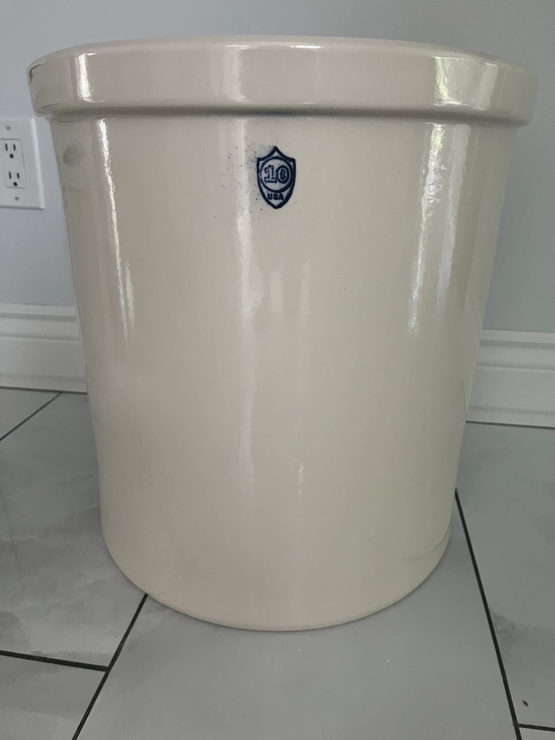 Ohio Stoneware 10 Gallon Crock