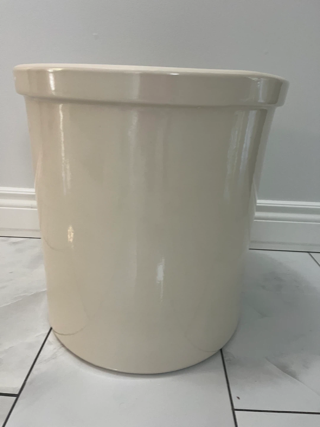 Ohio Stoneware 10 Gallon Crock - photo 4