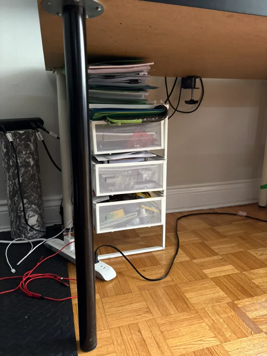 Black Desk image indicator(4)