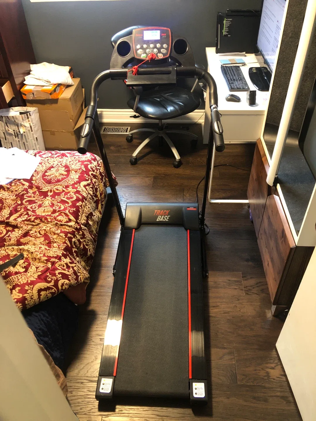 SereneLife SLFTRD18 Track Base Treadmill image indicator(2)