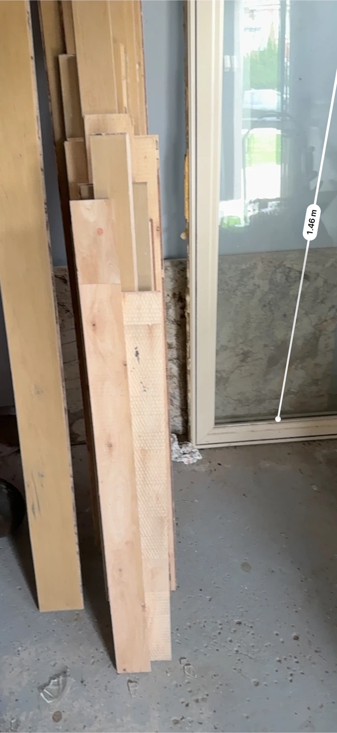 Window 1.54m x 1.46m