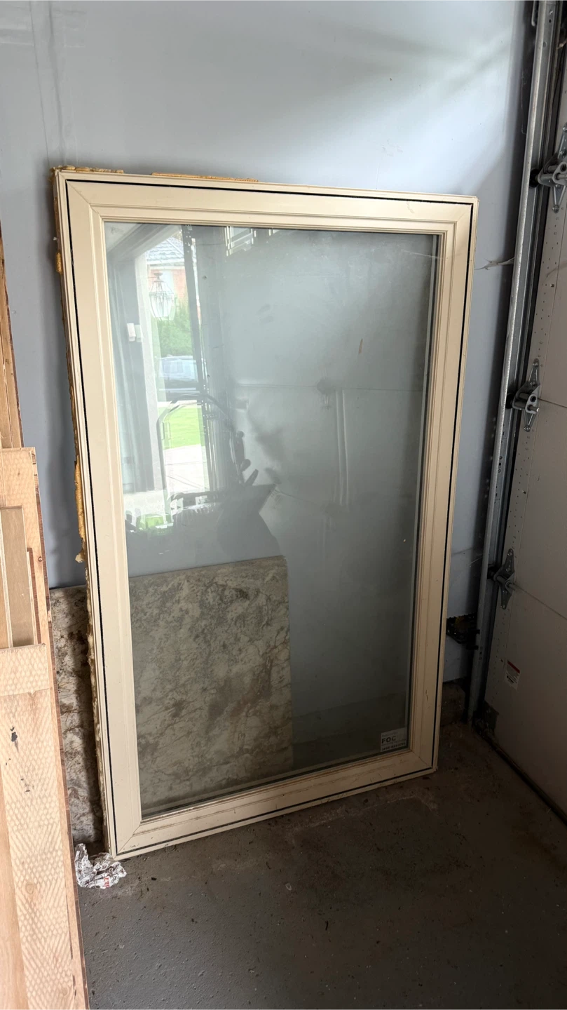 Window 1.54m x 1.46m - photo 5