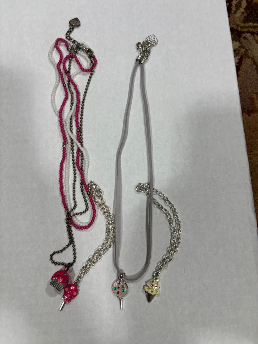 Lot of kids Claire's Best Friends Necklaces and jewellery image indicator(9)