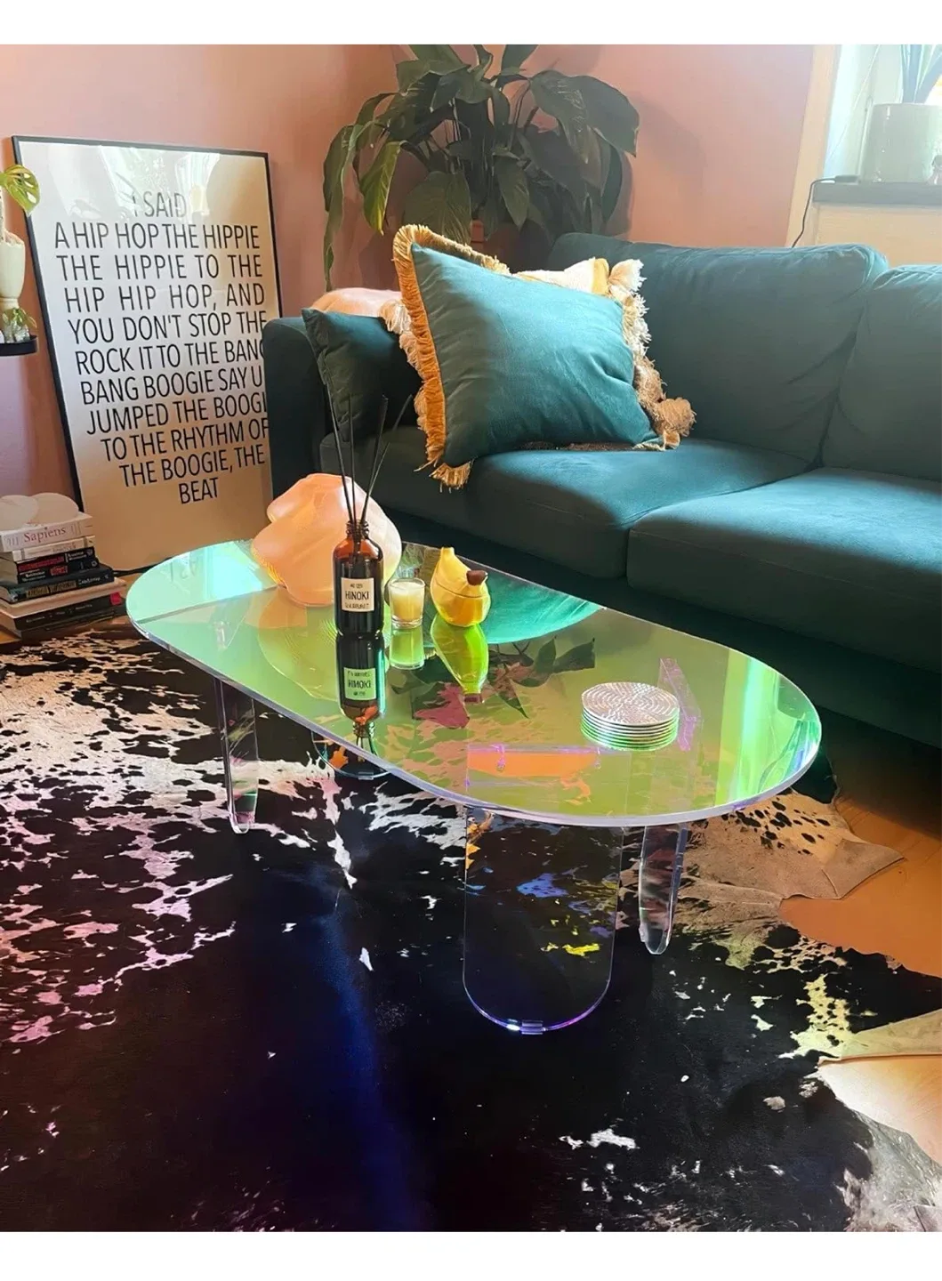 Artloge Iridescent Acrylic Coffee Table image indicator(3)