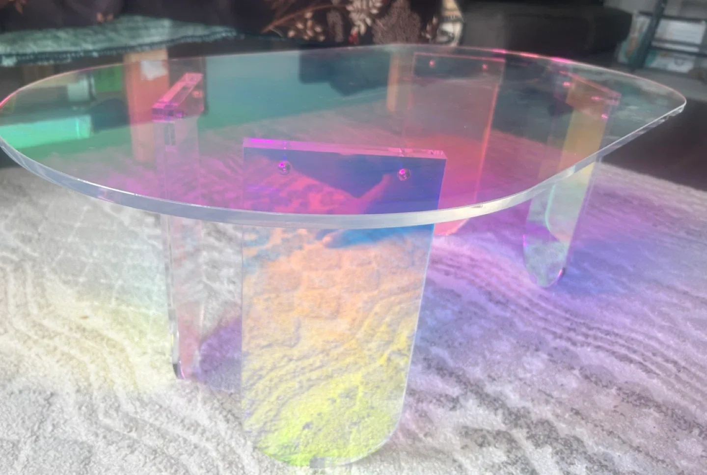 Artloge Iridescent Acrylic Coffee Table image indicator(8)