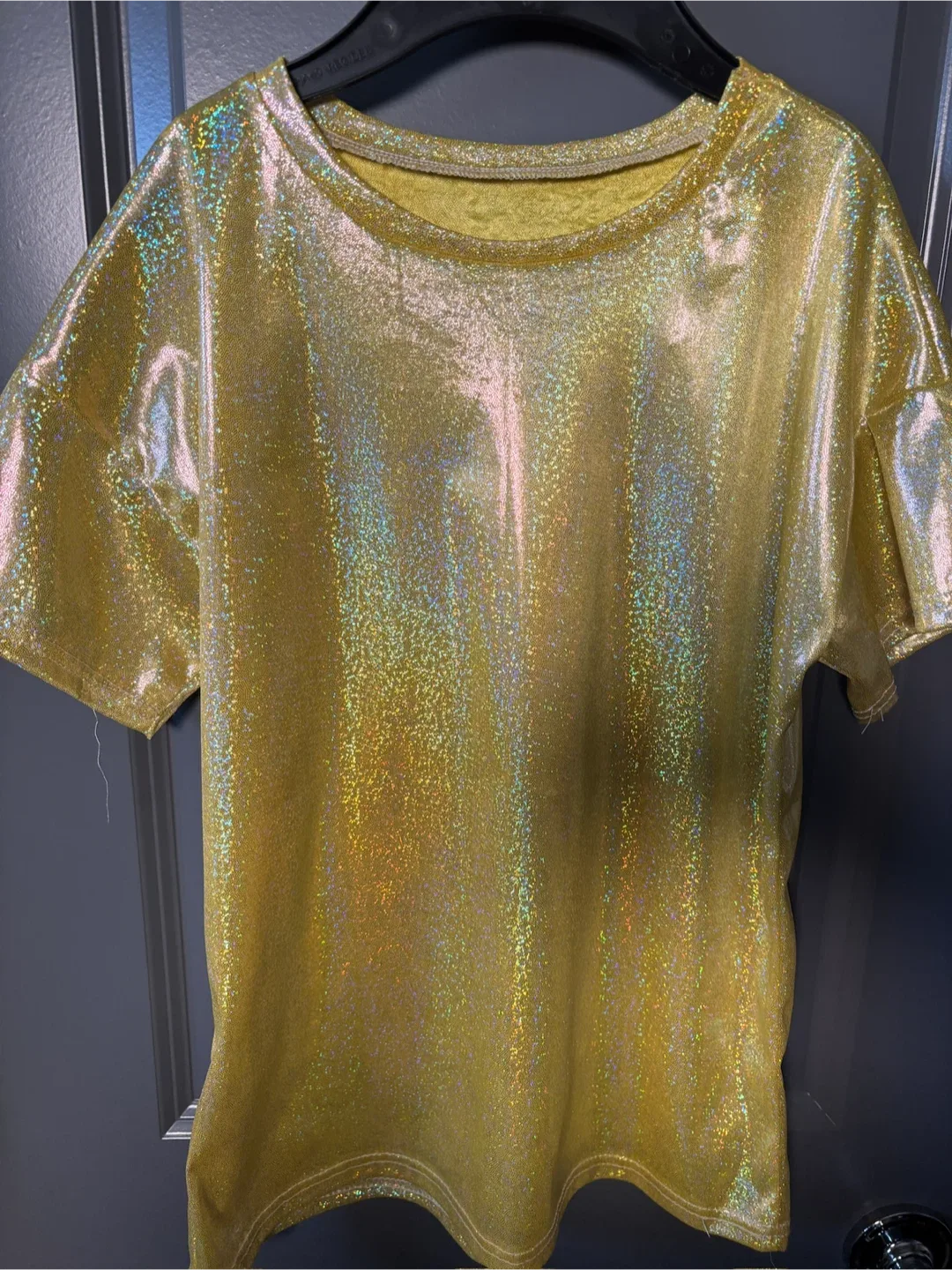 Gold Sparkly T-Shirt for boys figure skating or dance - NWOT image indicator(2)