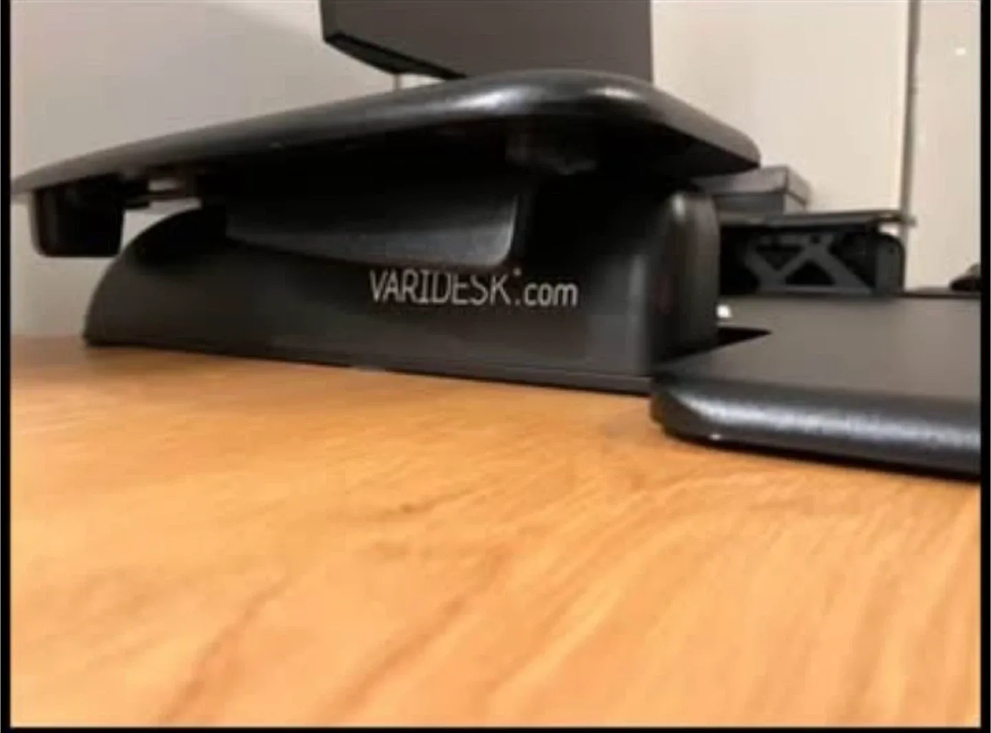 Standing Desk Converter 36" Wide - Black image indicator(2)