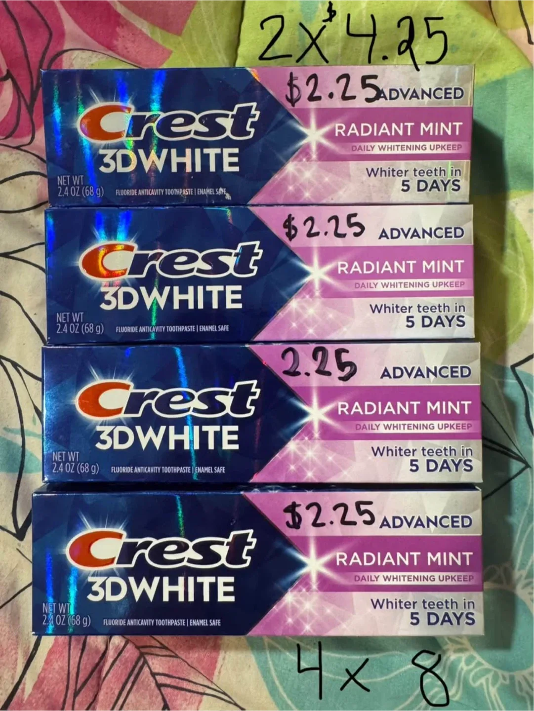 Crest 3D White Radiant Mint Toothpaste thumbnail