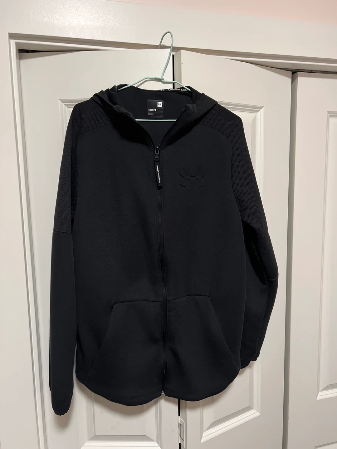 Under Armour Full Zip Hoodie - Black, Large