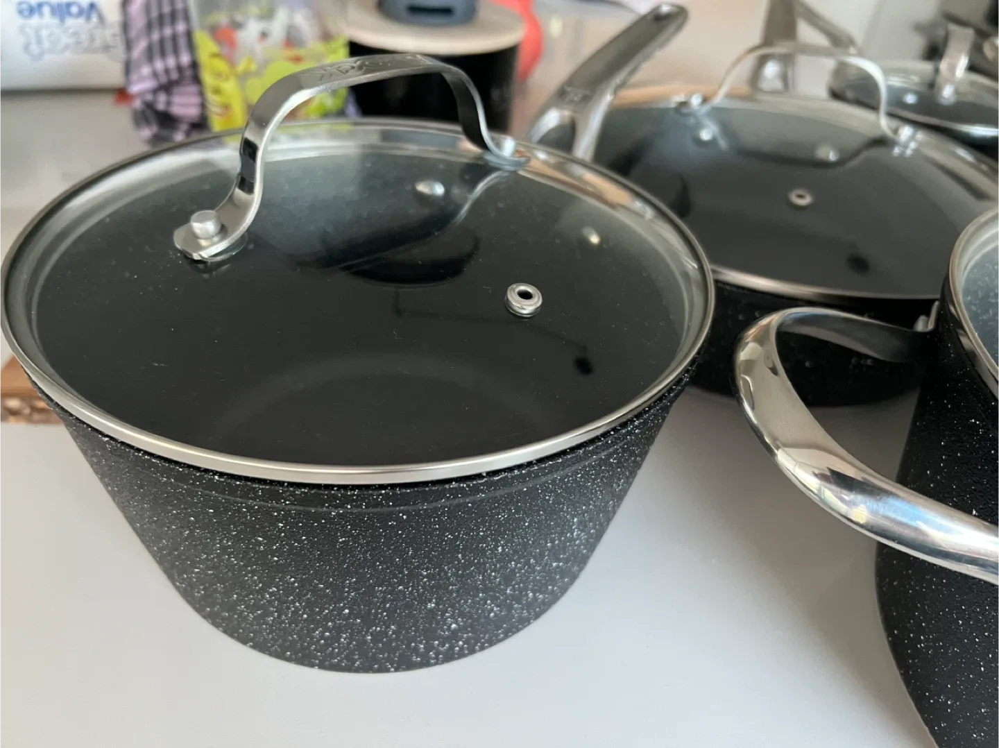 Heritage Rock Black Cookware Set image indicator(4)