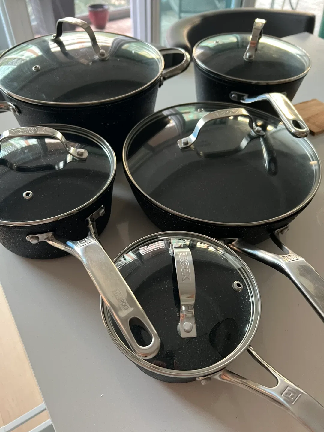 Heritage Rock Black Cookware Set image indicator(8)