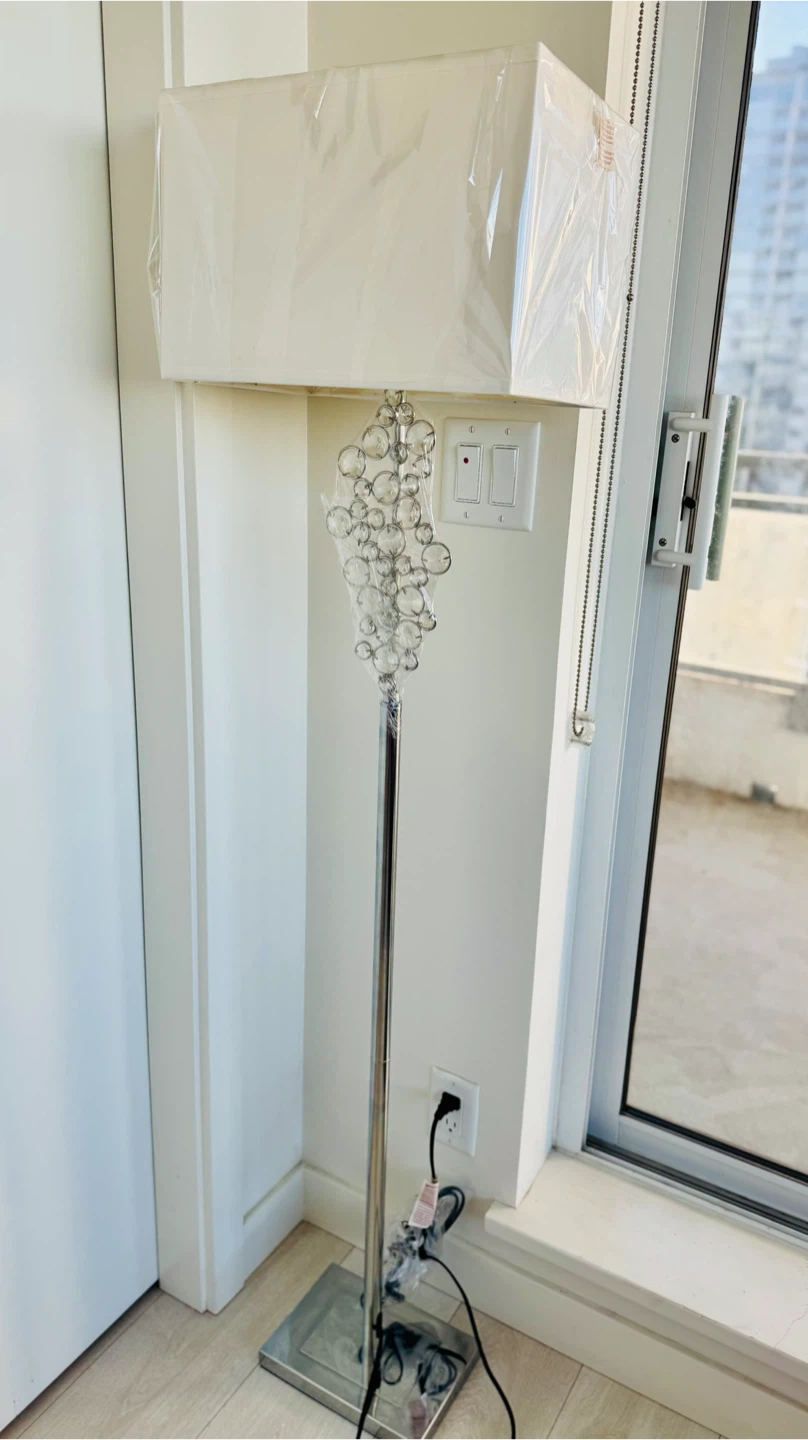 Crystal Bubble Floor Lamp - Like New! - photo 3