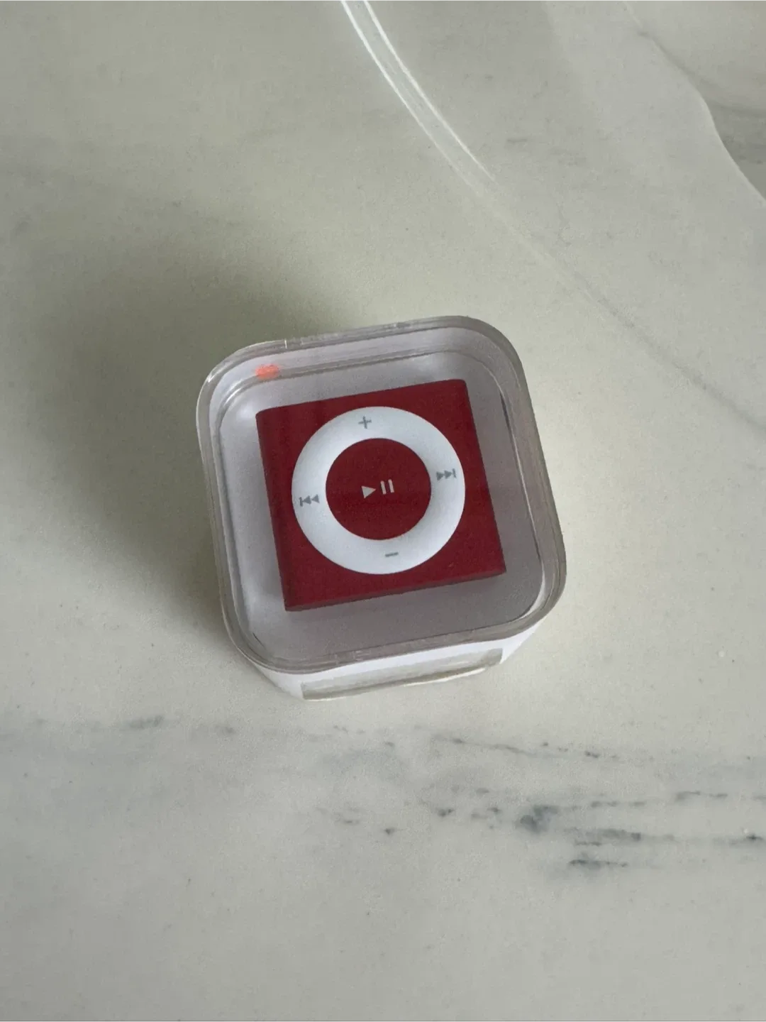Brand New Apple iPod Shuffle 2GB - Red thumbnail