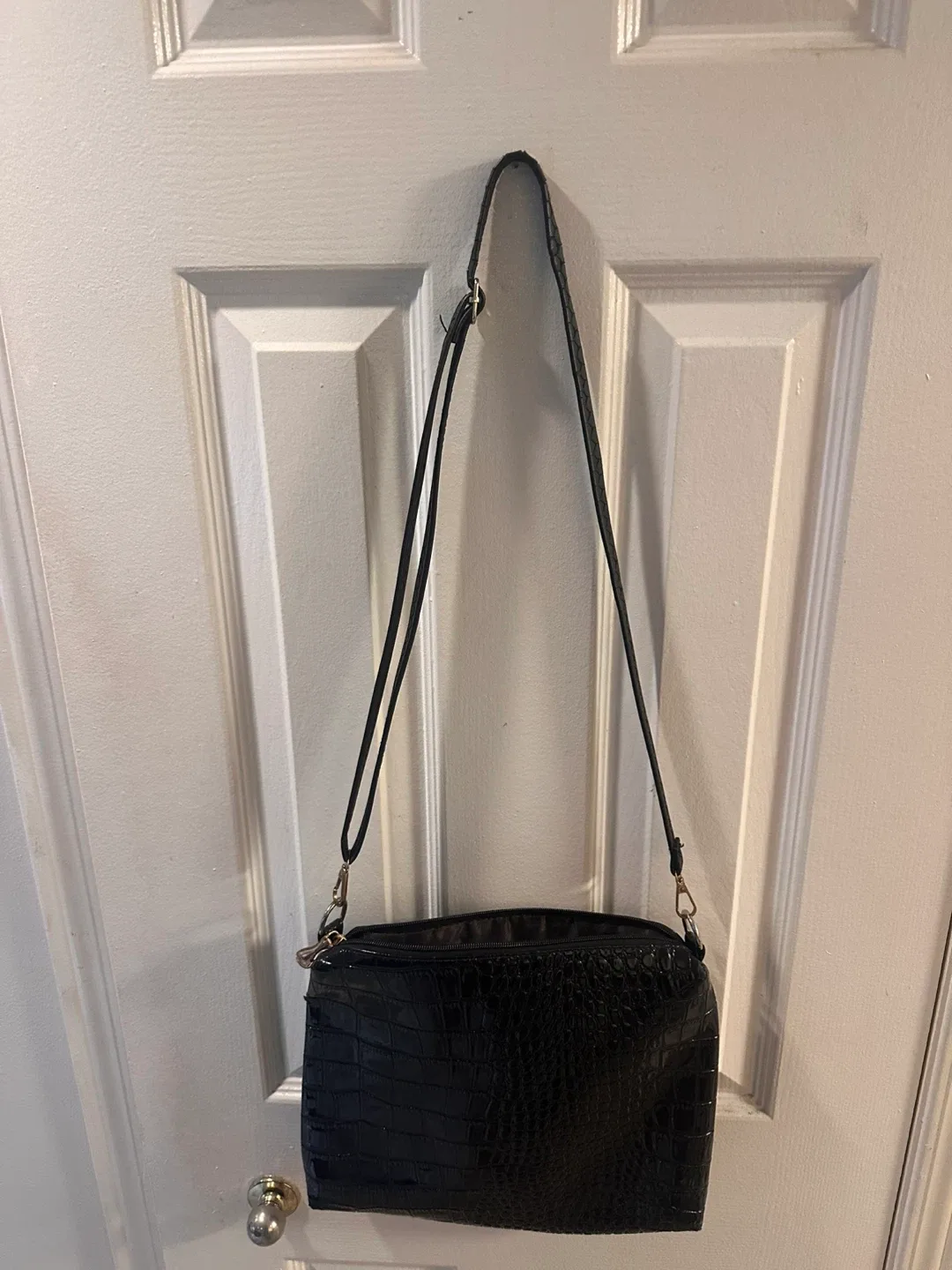 Black Crocodile Crossbody Bag image indicator(2)