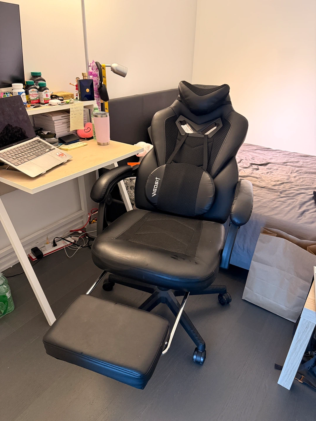 Vigosit Gaming Chair with Footrest - Black - photo 2