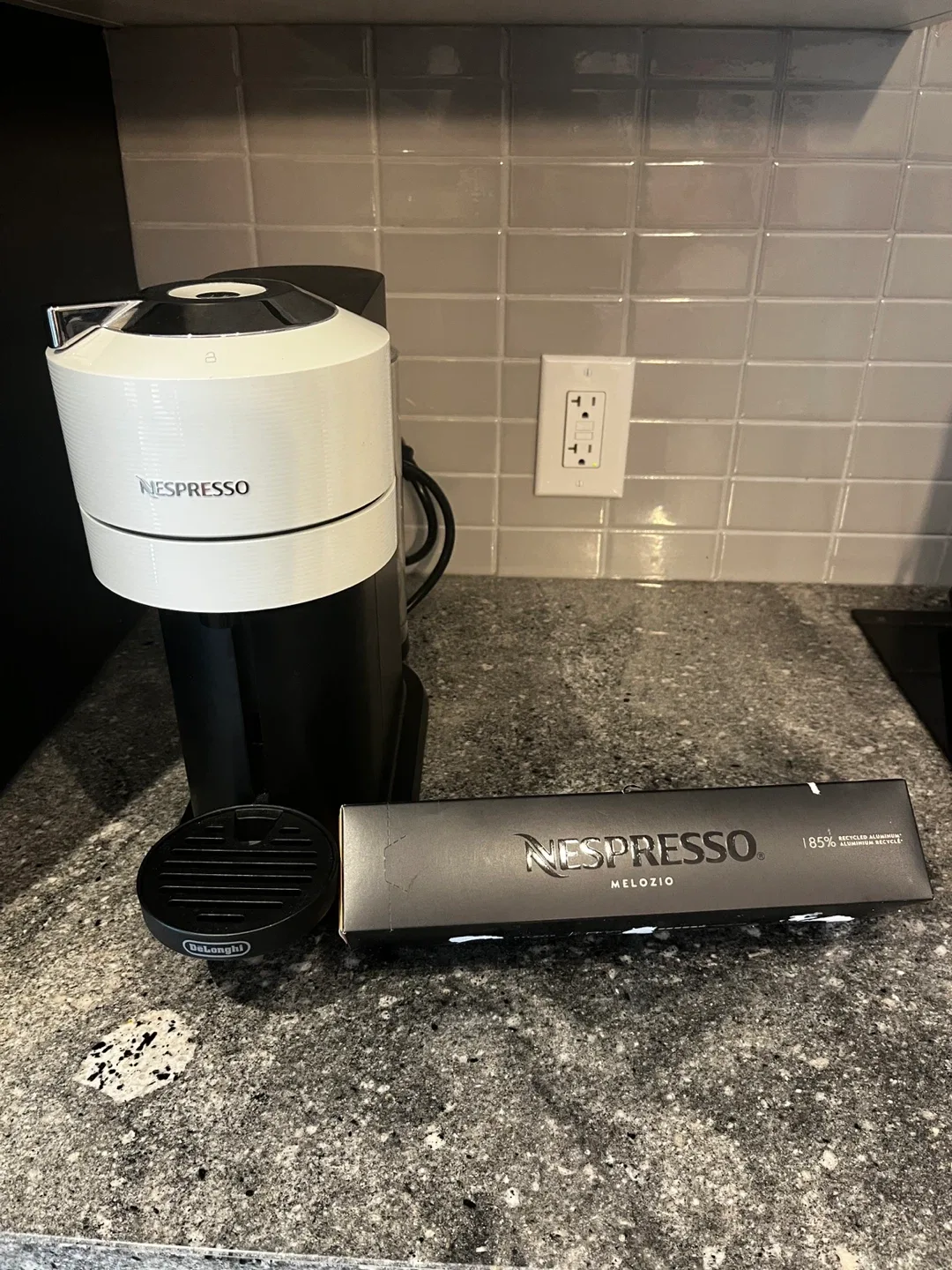 Nespresso Vertuo Next Coffee Machine + Melozio Capsules thumbnail