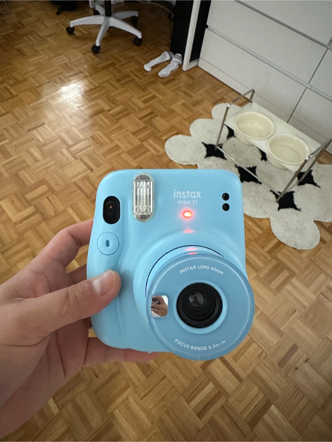 Fujifilm Instax Mini 11 Instant Camera - Light Blue - photo 2