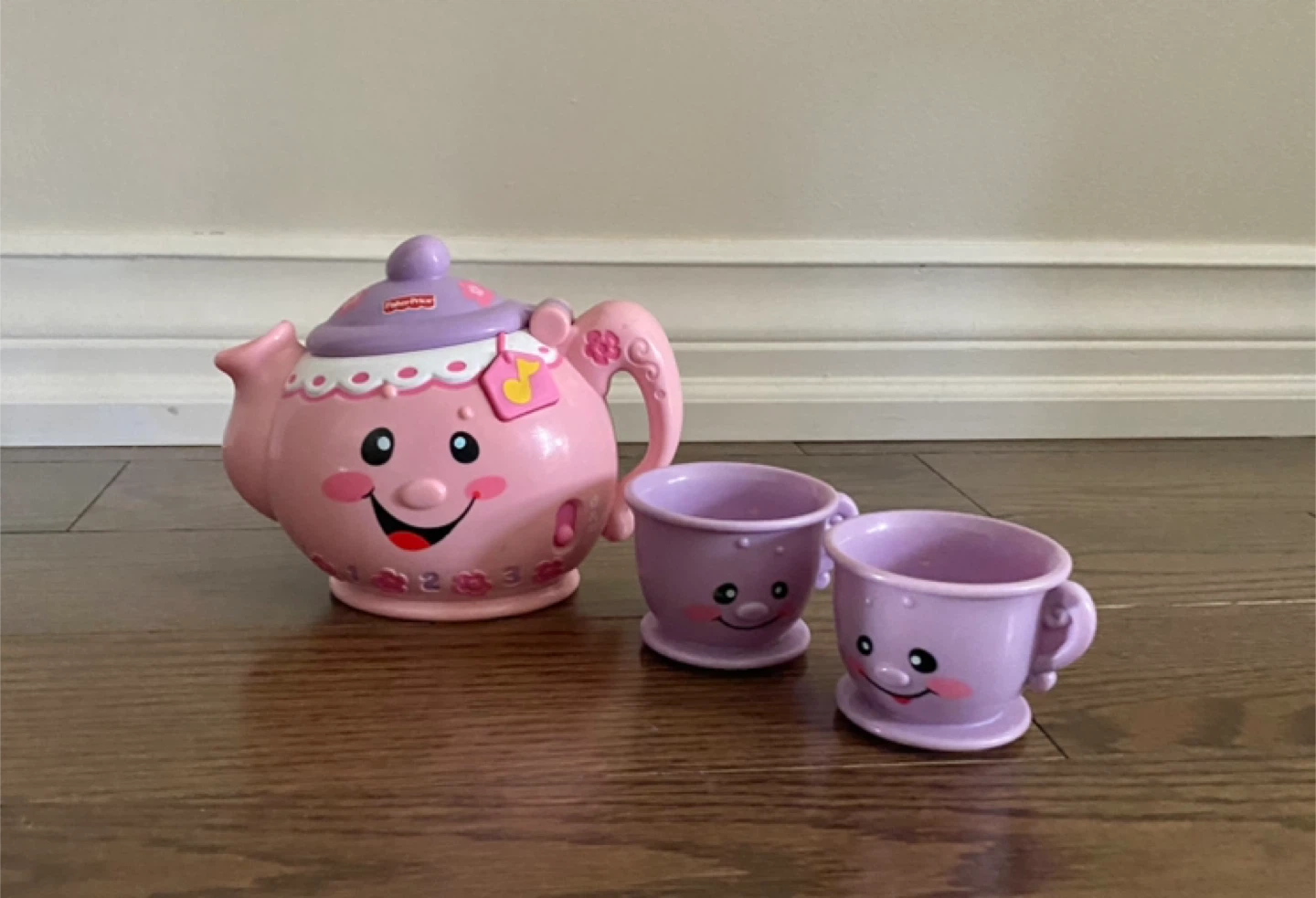 Fisher-Price Laugh & Learn Sweet Manners Tea Set