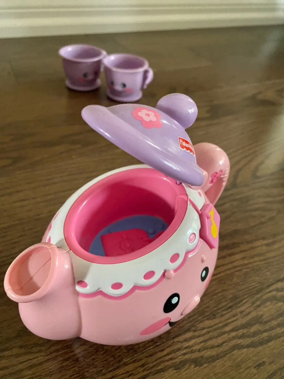 Fisher-Price Laugh & Learn Sweet Manners Tea Set image indicator(2)