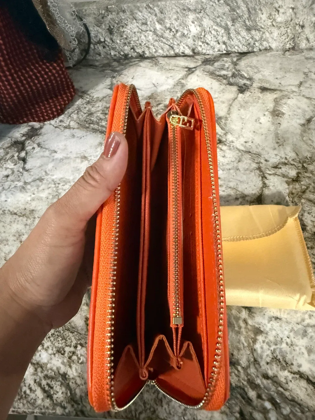 New Fendi Orange Wallet check more pictures image indicator(5)