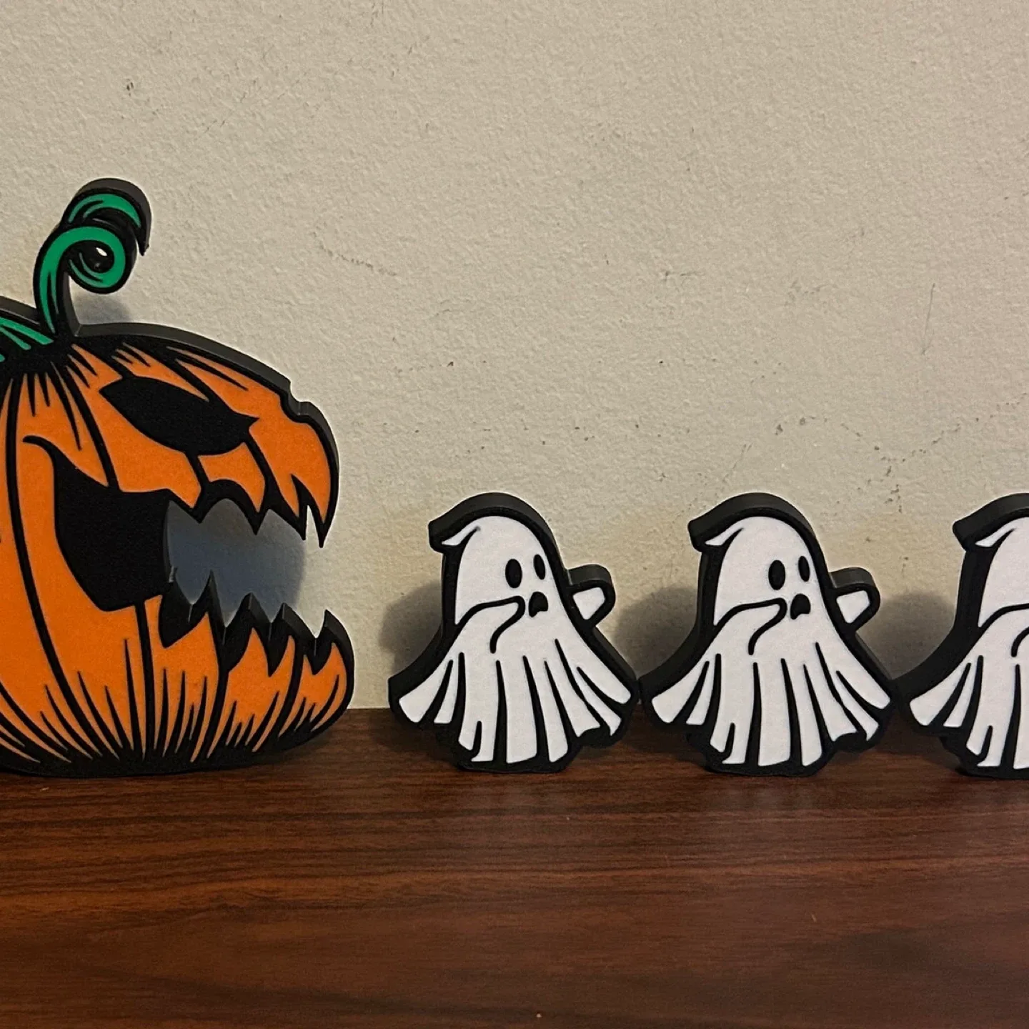 Halloween Pumpkin & Ghost Decorations thumbnail