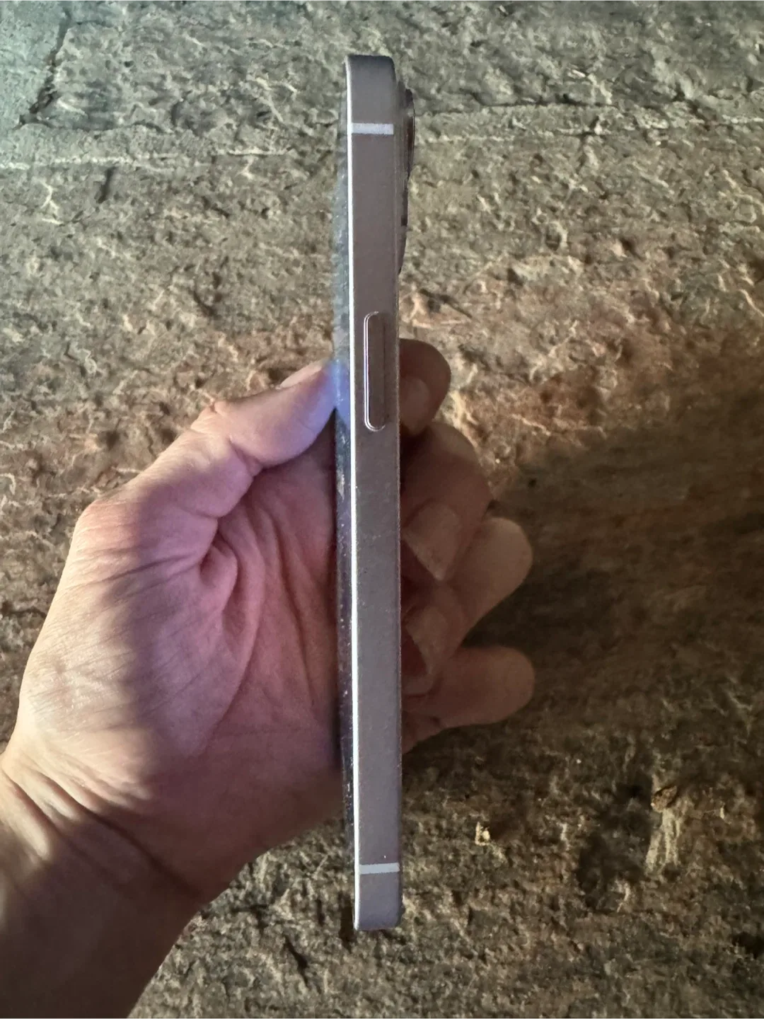 iPhone 14 - 128gb used image indicator(4)