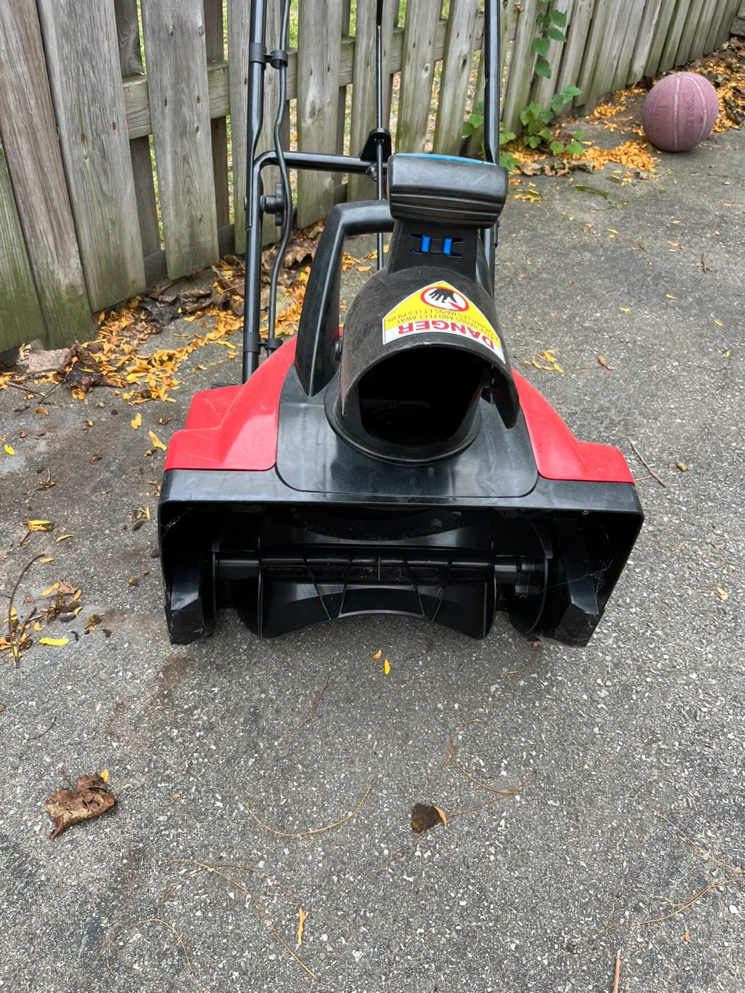 Toro Power Curve 18" Snow Blower. Electric thumbnail