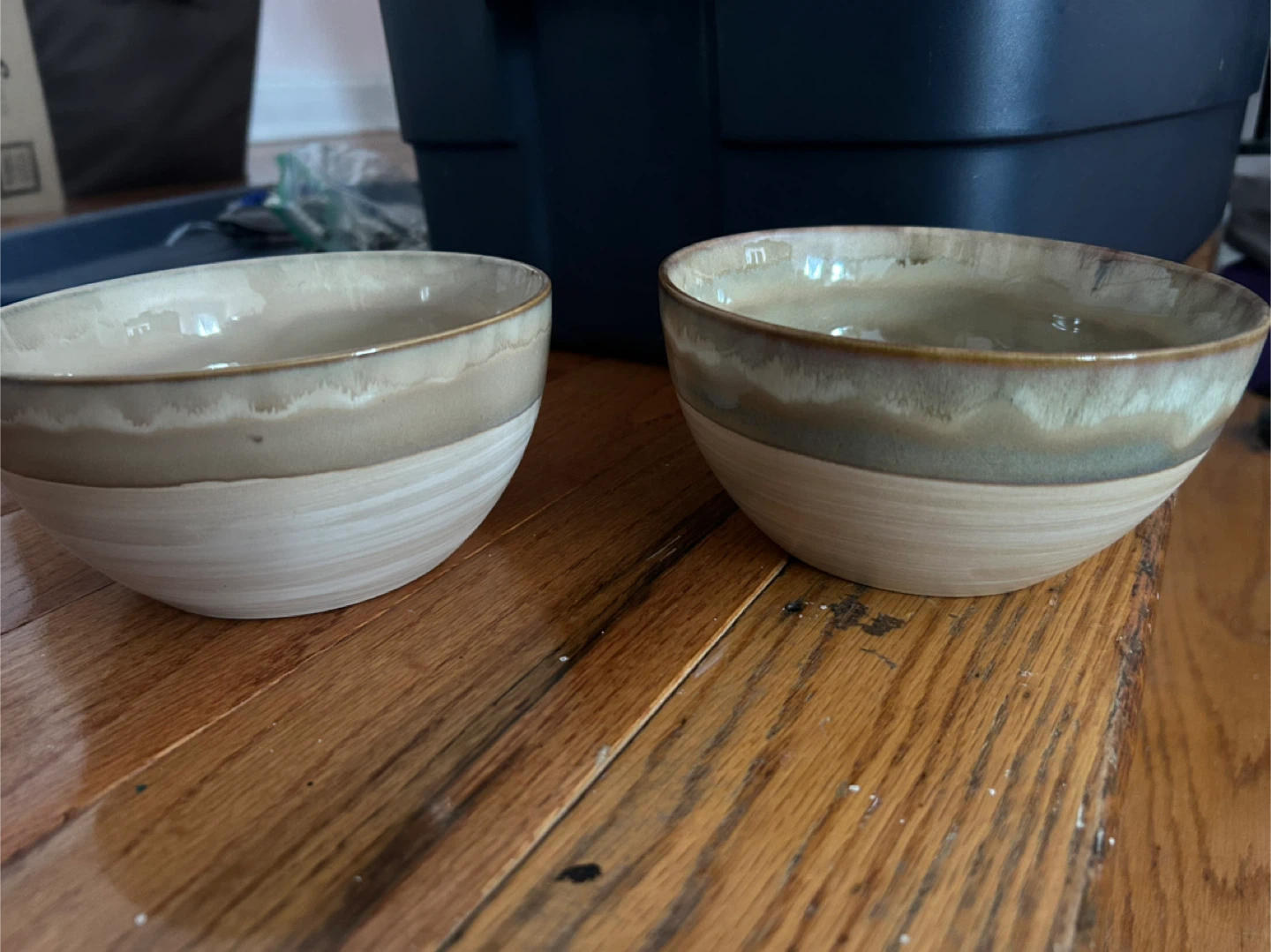 Two-Tone Ceramic Bowls