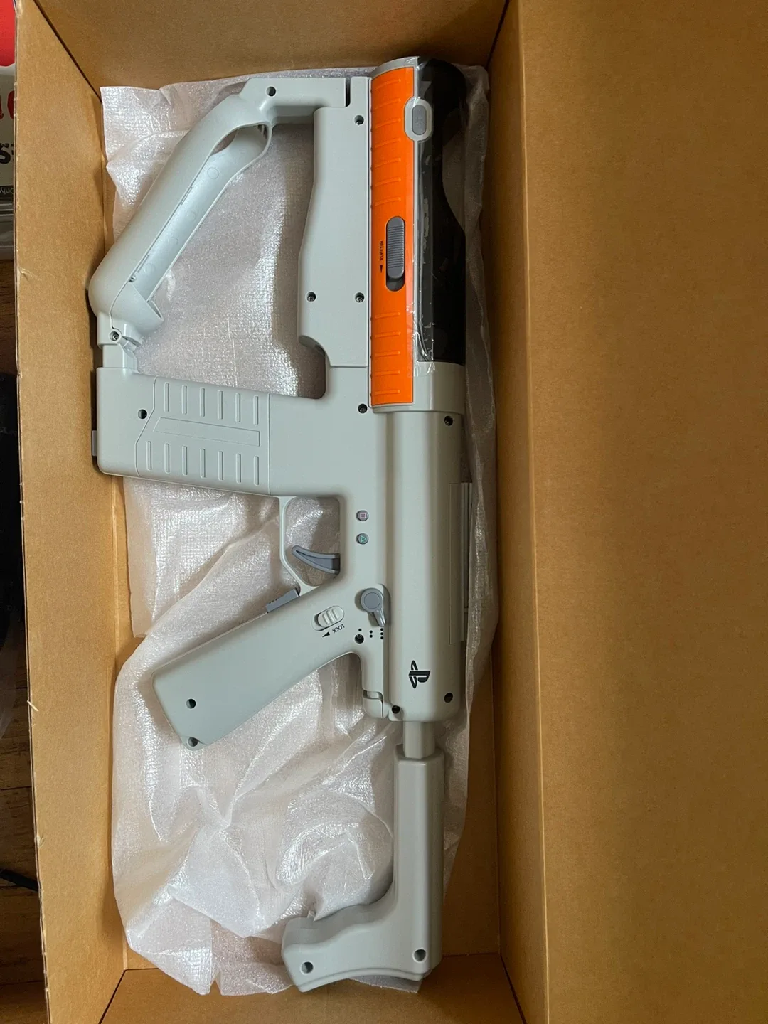 PlayStation 3 Mayhem Edition w/ Killzone 3 & Resistance 3 image indicator(3)