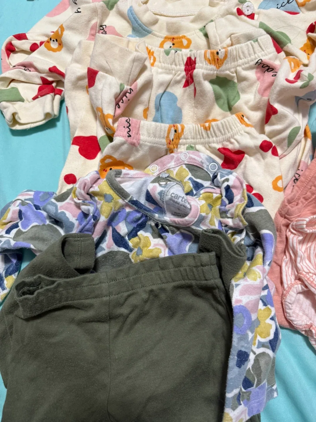 22 pieces mixed Baby Clothes Bundle - Carter's & More image indicator(3)