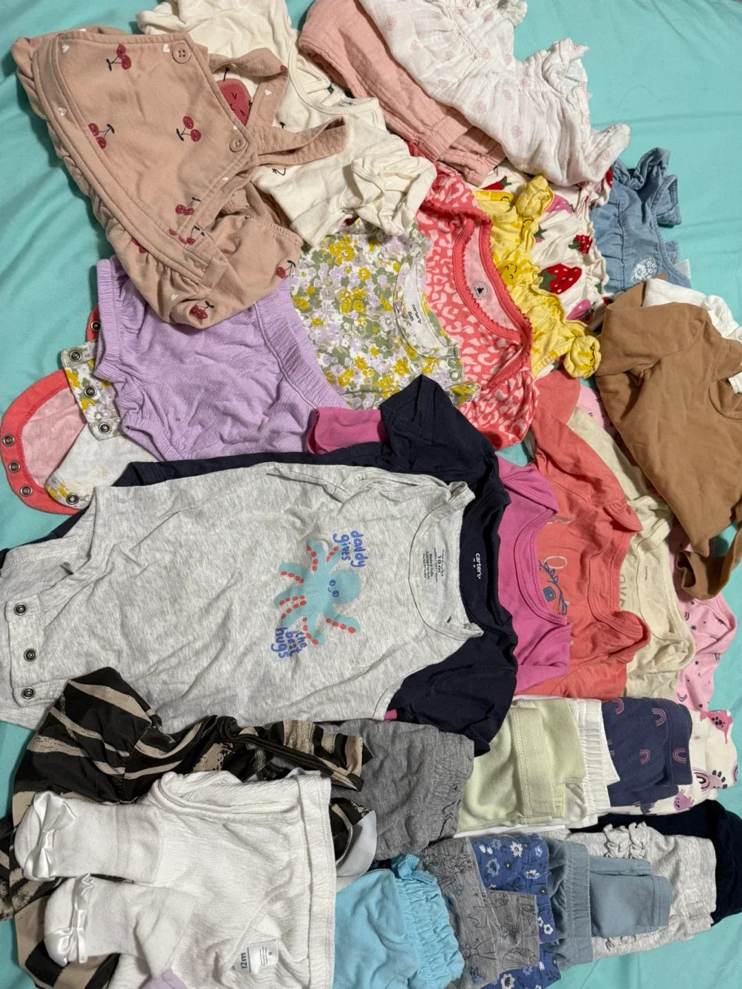 32 Pieces Mixed Baby Clothes Bundle - Carters, George, 6m-18m image indicator(2)