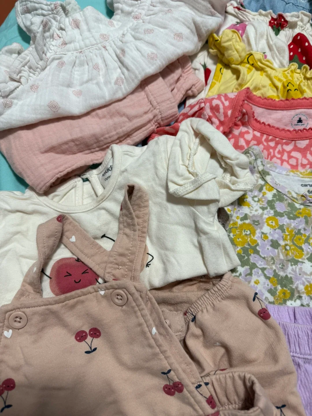 32 Pieces Mixed Baby Clothes Bundle - Carters, George, 6m-18m image indicator(3)