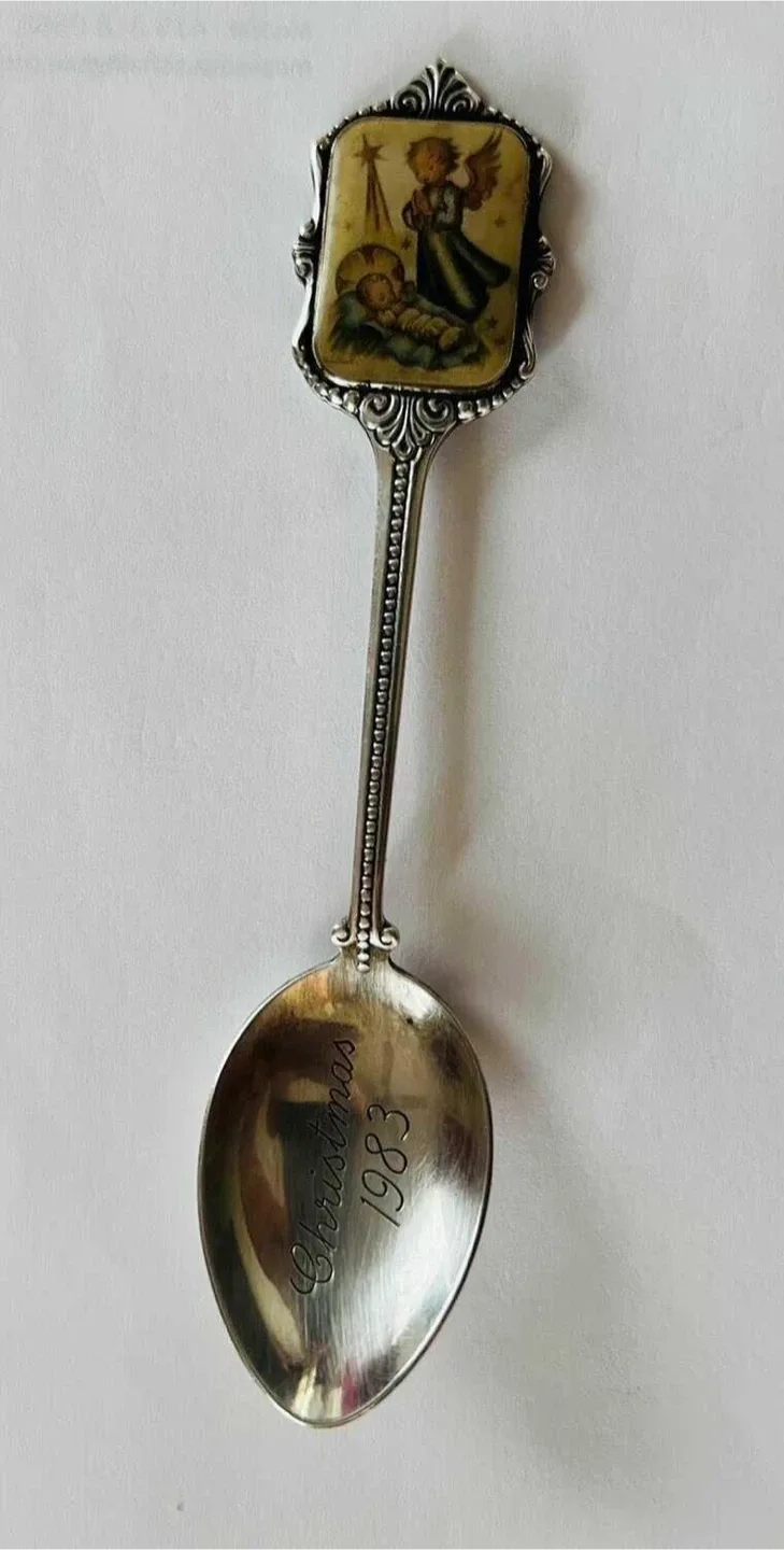Hummel Limited Edition Christmas 1983 Silver tea Spoon image indicator(2)