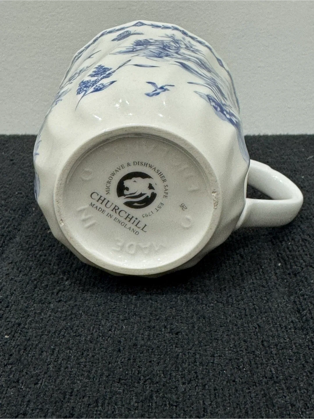 Churchill Blue Willow Mug image indicator(4)