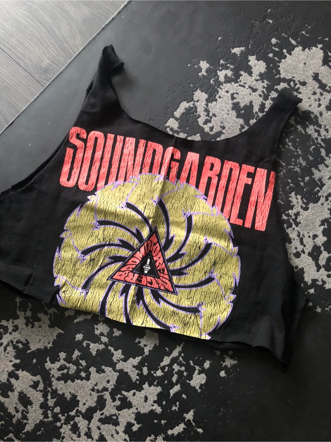 SOUNDGARDEN Square Cut Crop Tank