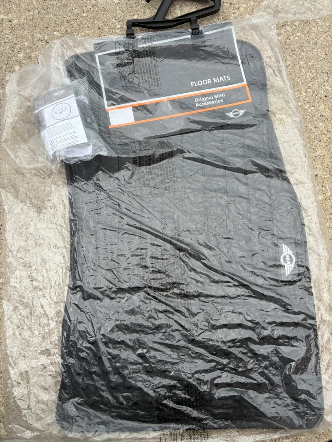 MINI Original Accessories Floor Mats - New image indicator(2)