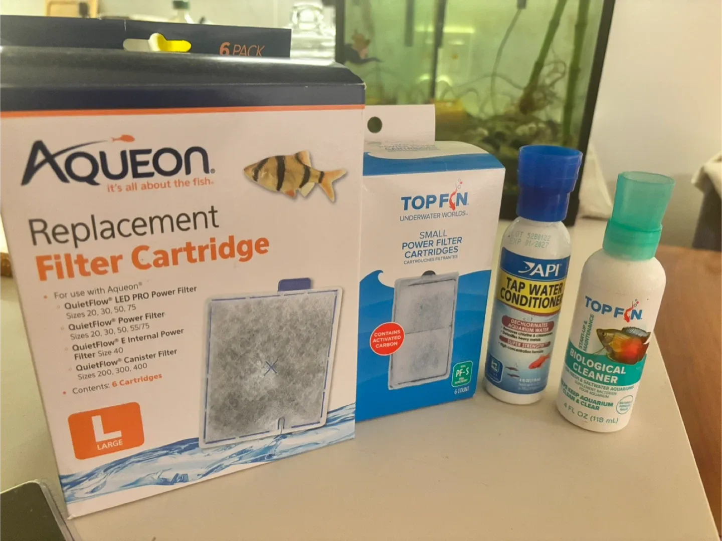 Fish Tank with Accessories image indicator(3)