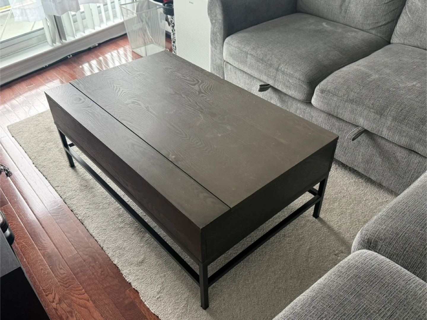 Lift-Top Coffee Table