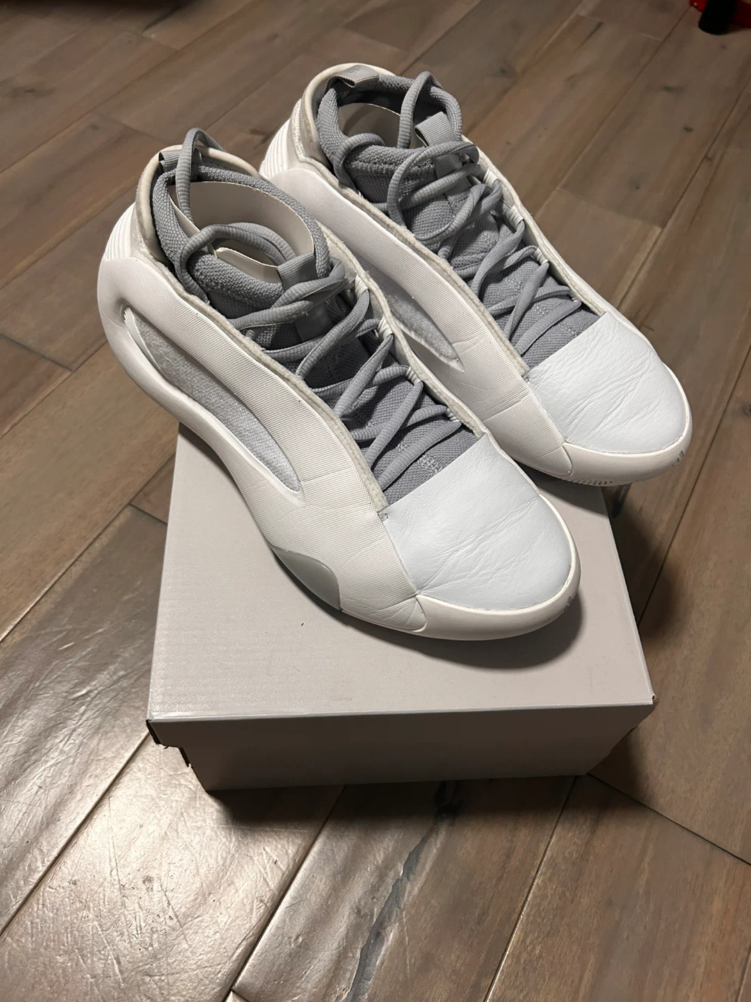 Adidas Vol 8 Basketball Shoes - White/Grey