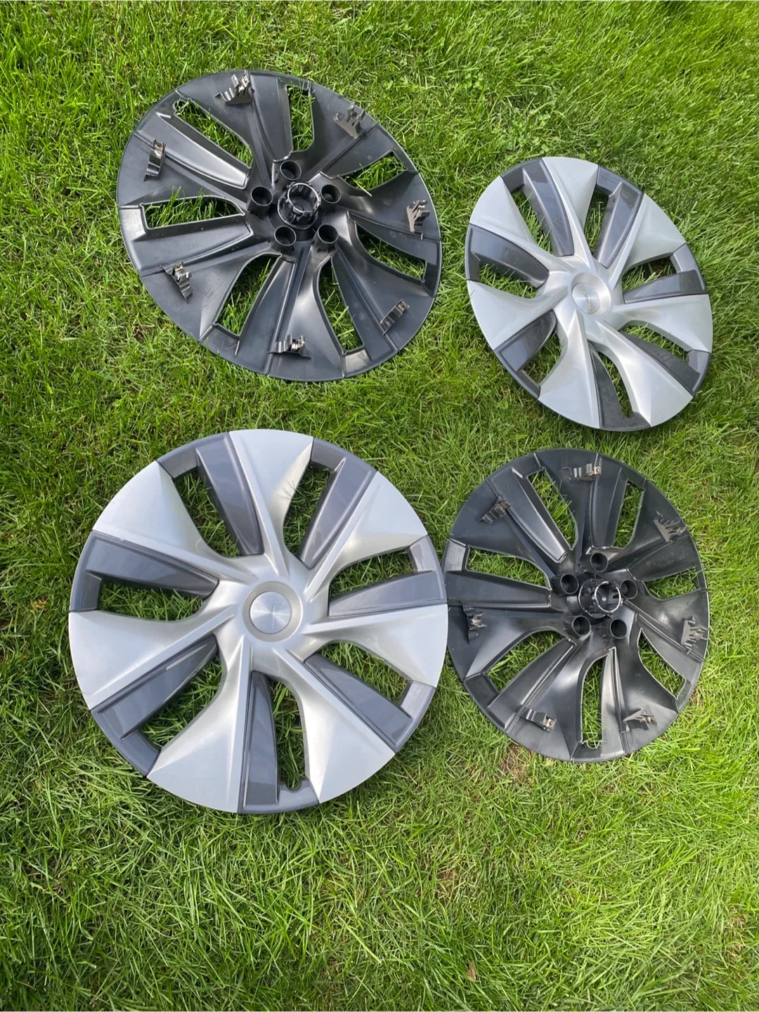 Tesla Wheel Covers (Set of 4) image indicator(4)