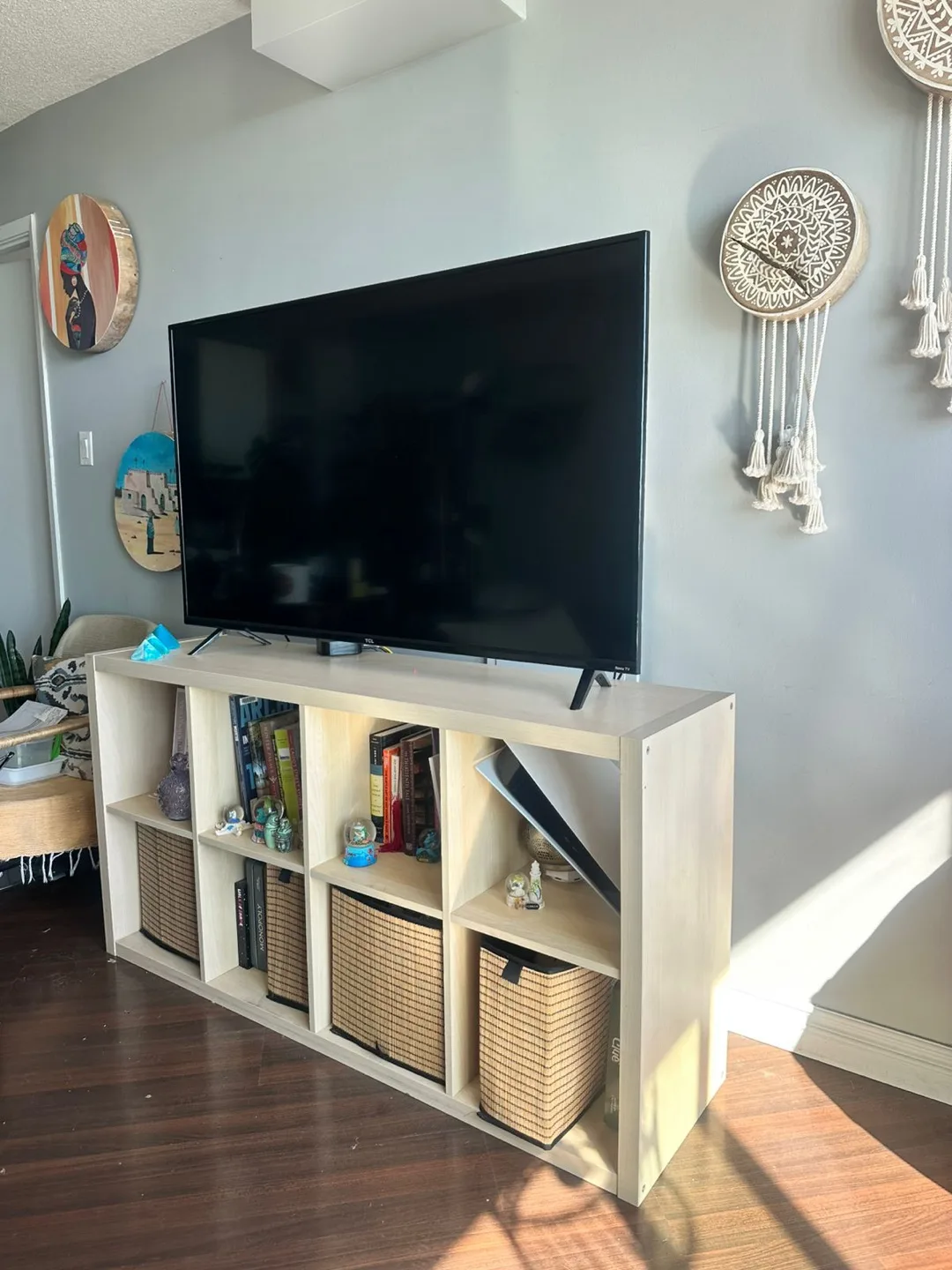 IKEA Kallax Shelf Unit with Baskets image indicator(2)