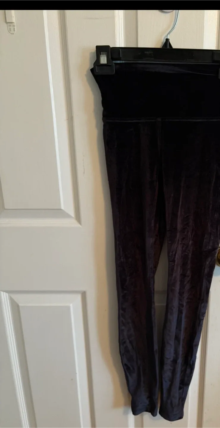 Lululemon Velvet Leggings size 4 tight 28 thumbnail