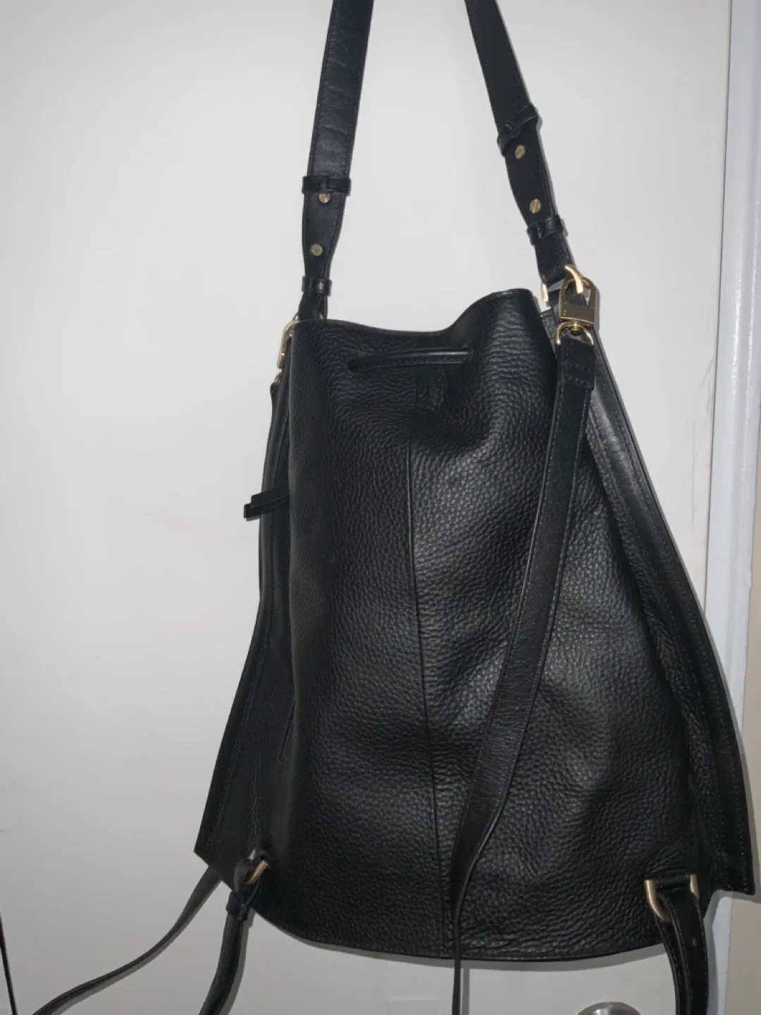 BURKELY real leather black pebble drawstring two-way bag image indicator(4)