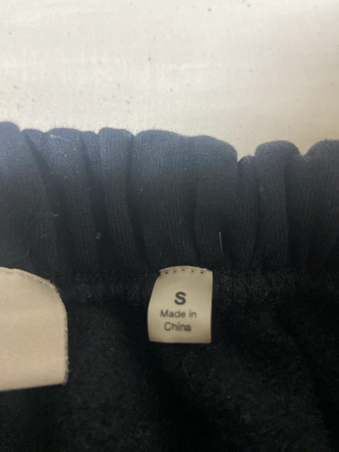 Essentials Fear of God Black pants uncuffed size S image indicator(5)