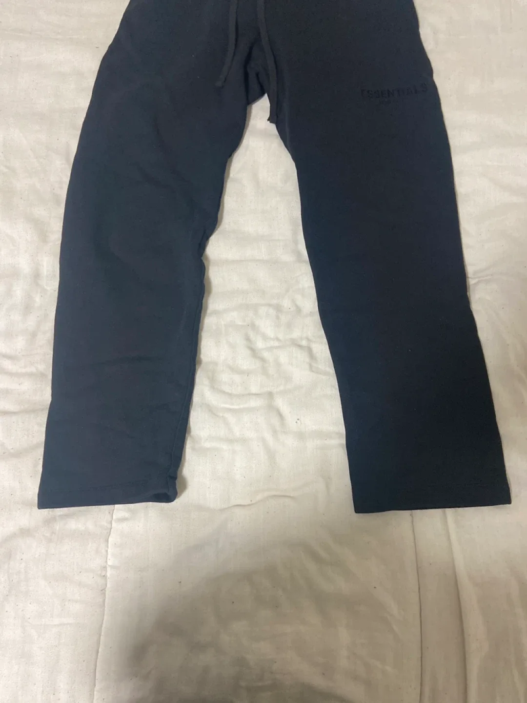 Essentials Fear of God Black pants uncuffed size S image indicator(6)