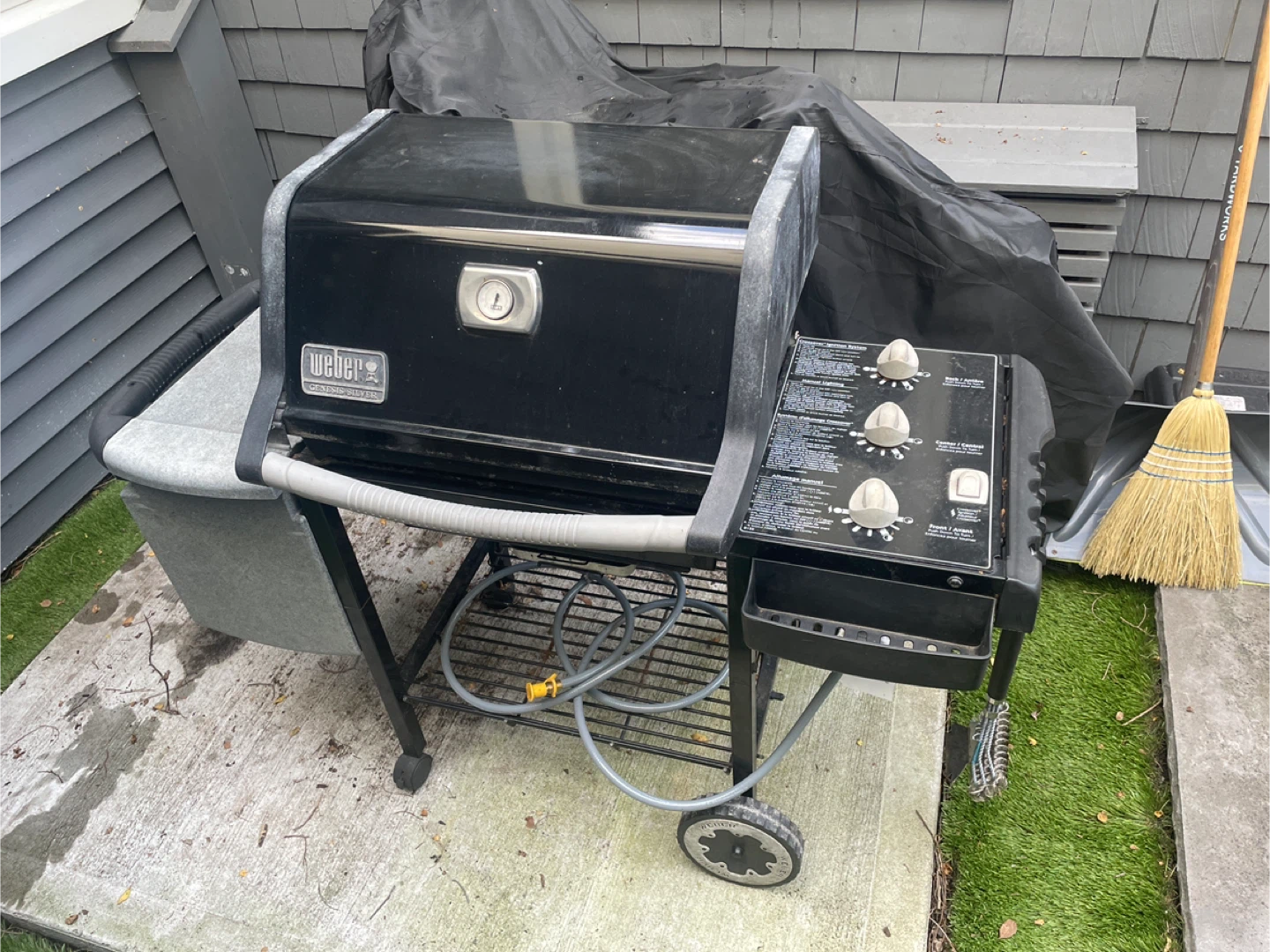 Weber Genesis Silver Gas Grill – Ready to Use + Winter Cover