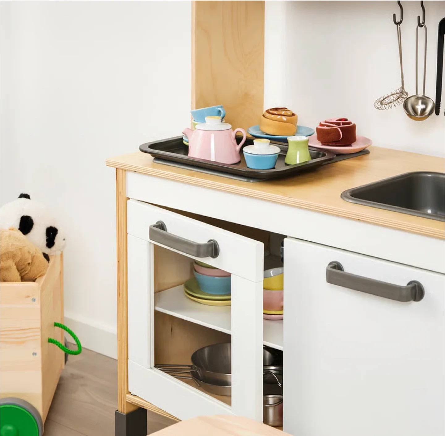 BN Ikea DUKTIG 3-piece tea playset, mixed colours image indicator(7)