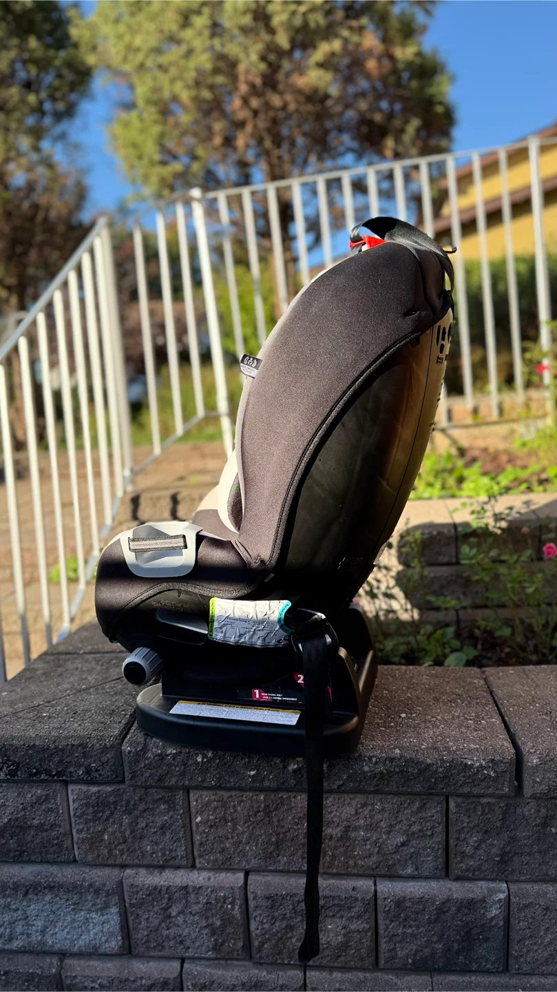 Evenflo Triumph LX Convertible Car Seat - photo 2