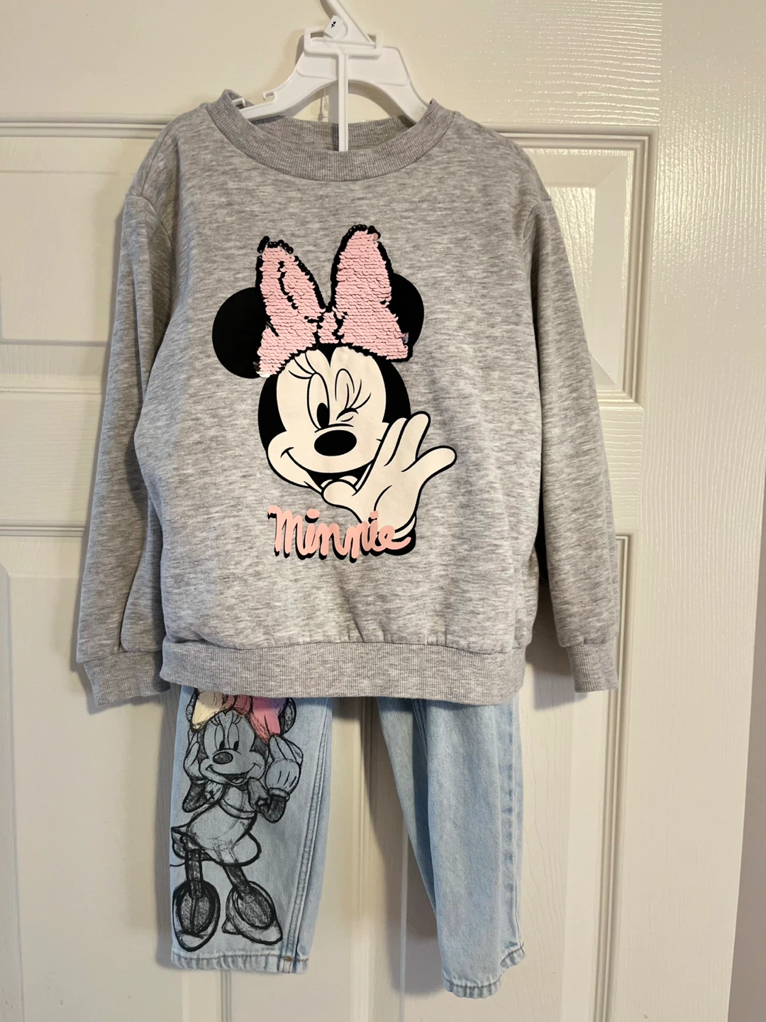 Minnie Mouse Outfit - Sweatshirt & Jeans Set