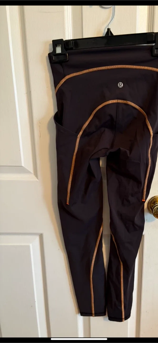 Lululemon Align HR size 4 tight 25 pockets Black Leggings image indicator(2)